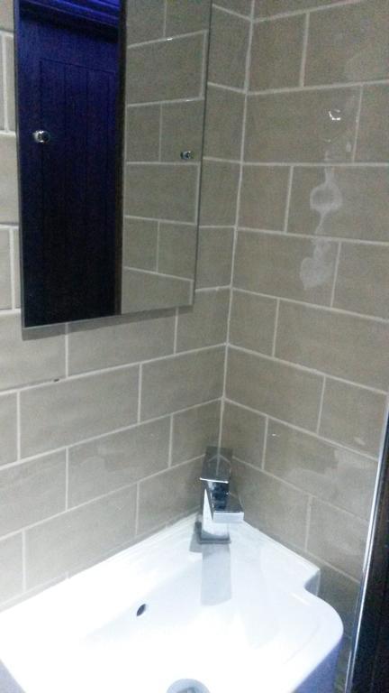 The Crystal Lodge Hotel Croydon Ruang foto