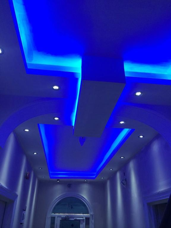 The Crystal Lodge Hotel Croydon Bagian luar foto