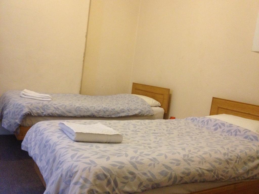The Crystal Lodge Hotel Croydon Ruang foto