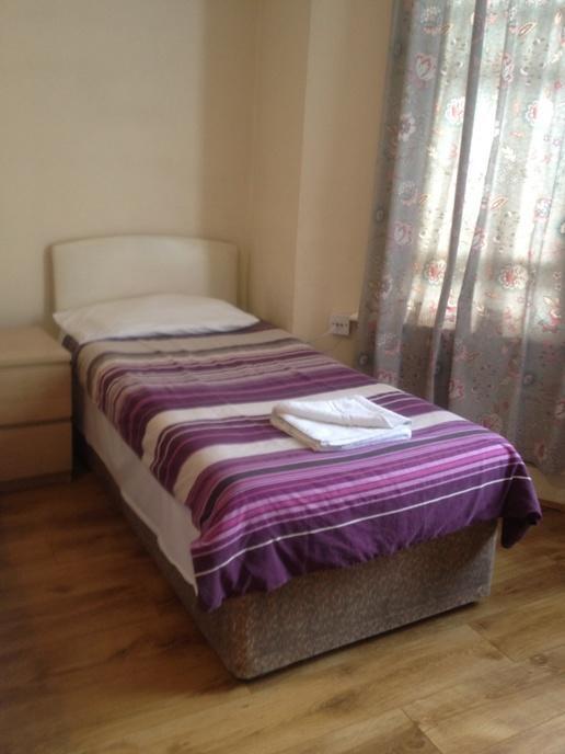 The Crystal Lodge Hotel Croydon Ruang foto