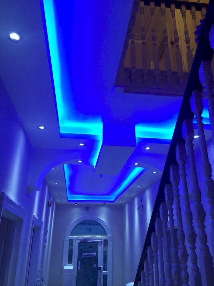 The Crystal Lodge Hotel Croydon Bagian luar foto
