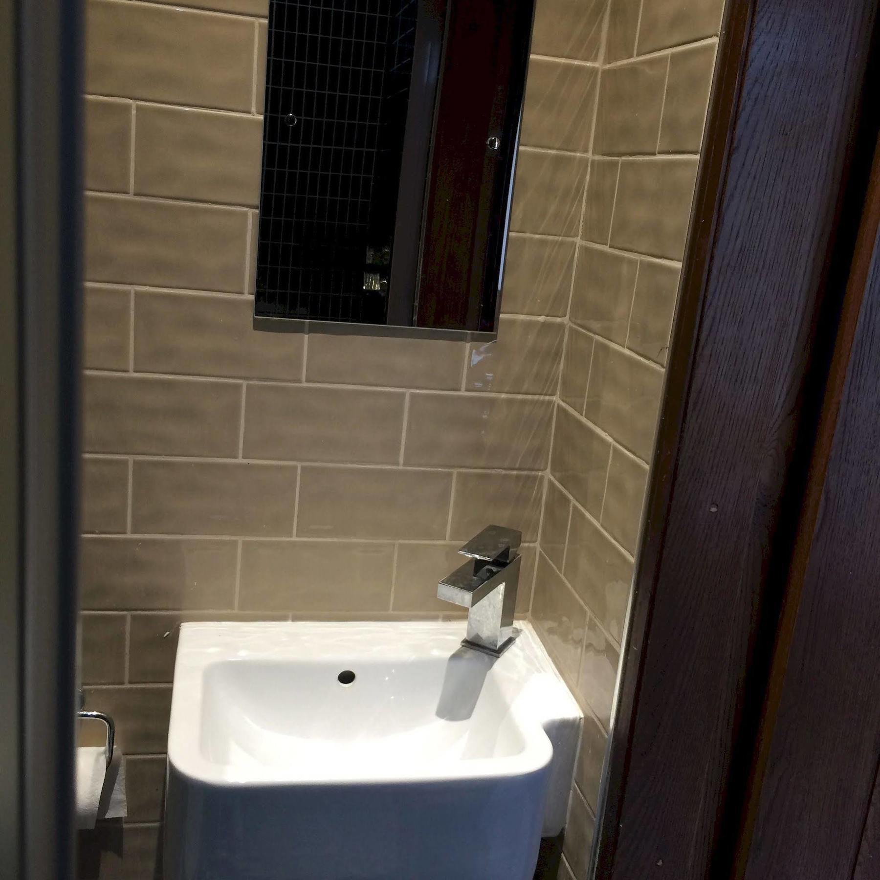 The Crystal Lodge Hotel Croydon Bagian luar foto